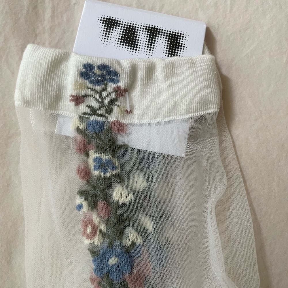 Tate Britain Sargent Fashion Collection Floral Socks NWT